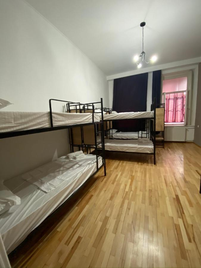Red Door Apartment Тбилиси Екстериор снимка