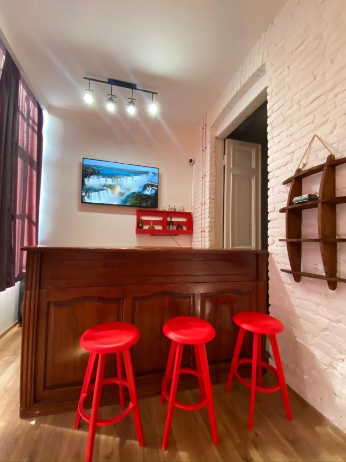 Red Door Apartment Тбилиси Екстериор снимка