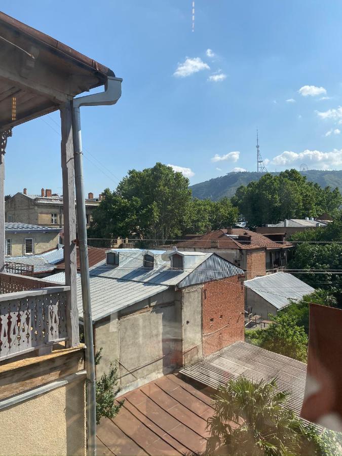 Red Door Apartment Тбилиси Екстериор снимка